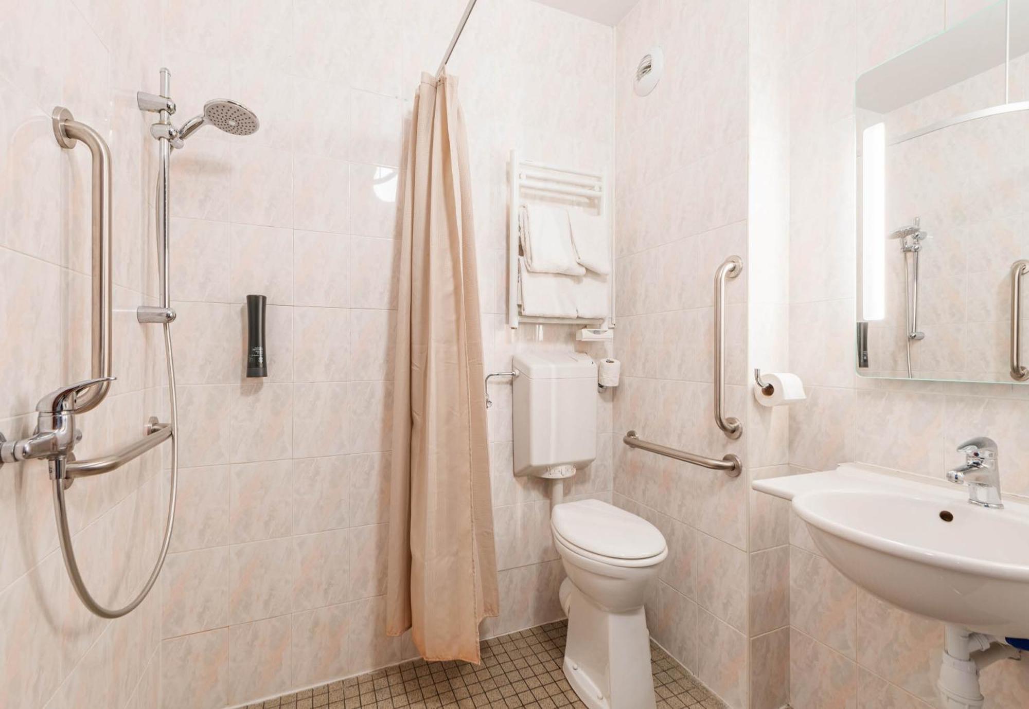 B&B Hotel Mulhouse Kingersheim Dış mekan fotoğraf